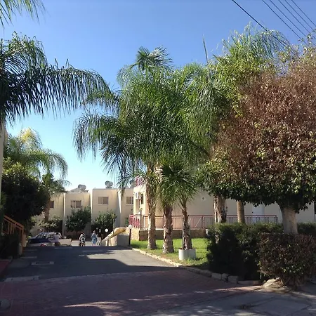 Apartment Santa Barbara Complex *