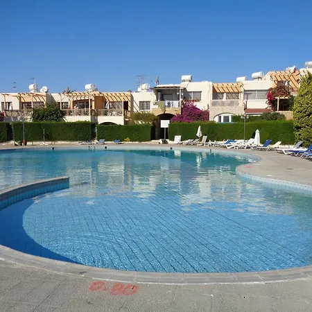 Santa Barbara Complex * Limassol