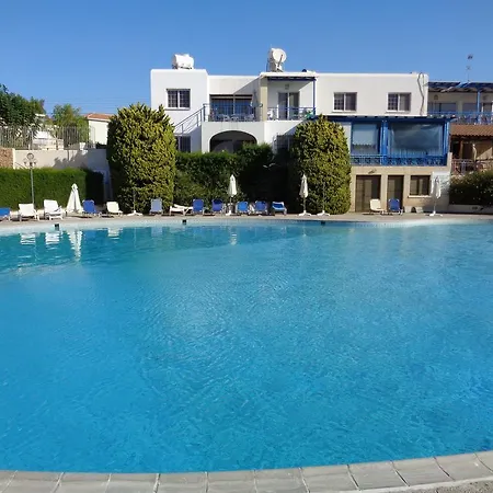 Santa Barbara Complex * Limassol